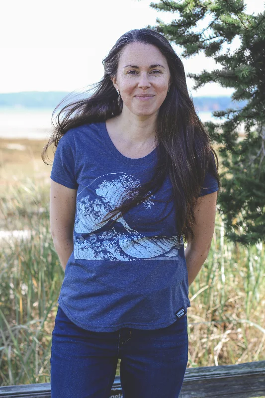 WAVE - Women's Eco Tee - Heather Navy