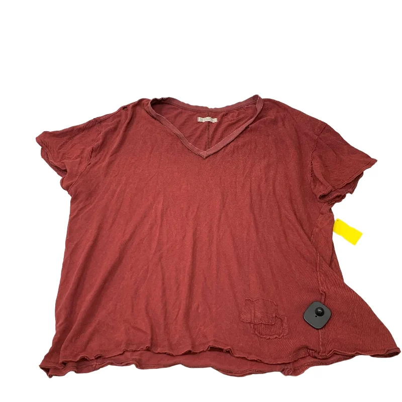 Top Short Sleeve By We The Free In Red, Size: M